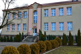 Plac zabaw dla brzezińskiej SP nr 1