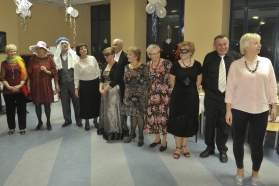 Barwny bal „Młodych Duchem”