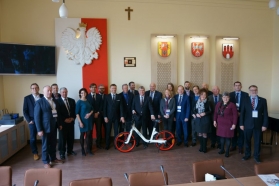 Wizyta Marszałka Województwa w Brzezinach