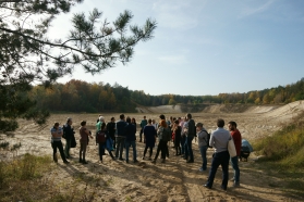 Podpisanie umowy na rekultywację terenu przy Waryńskiego