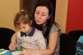 Muzealne warsztaty z 17 marca 2013 roku „Wykonujemy wielkanocne ozdoby”