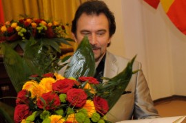  	Wręczenie Dariuszowi Stachurze aktu nominacji na honorowego obywatela