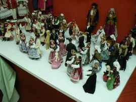 Dorobek rękodzieła ludowego w bibliotece